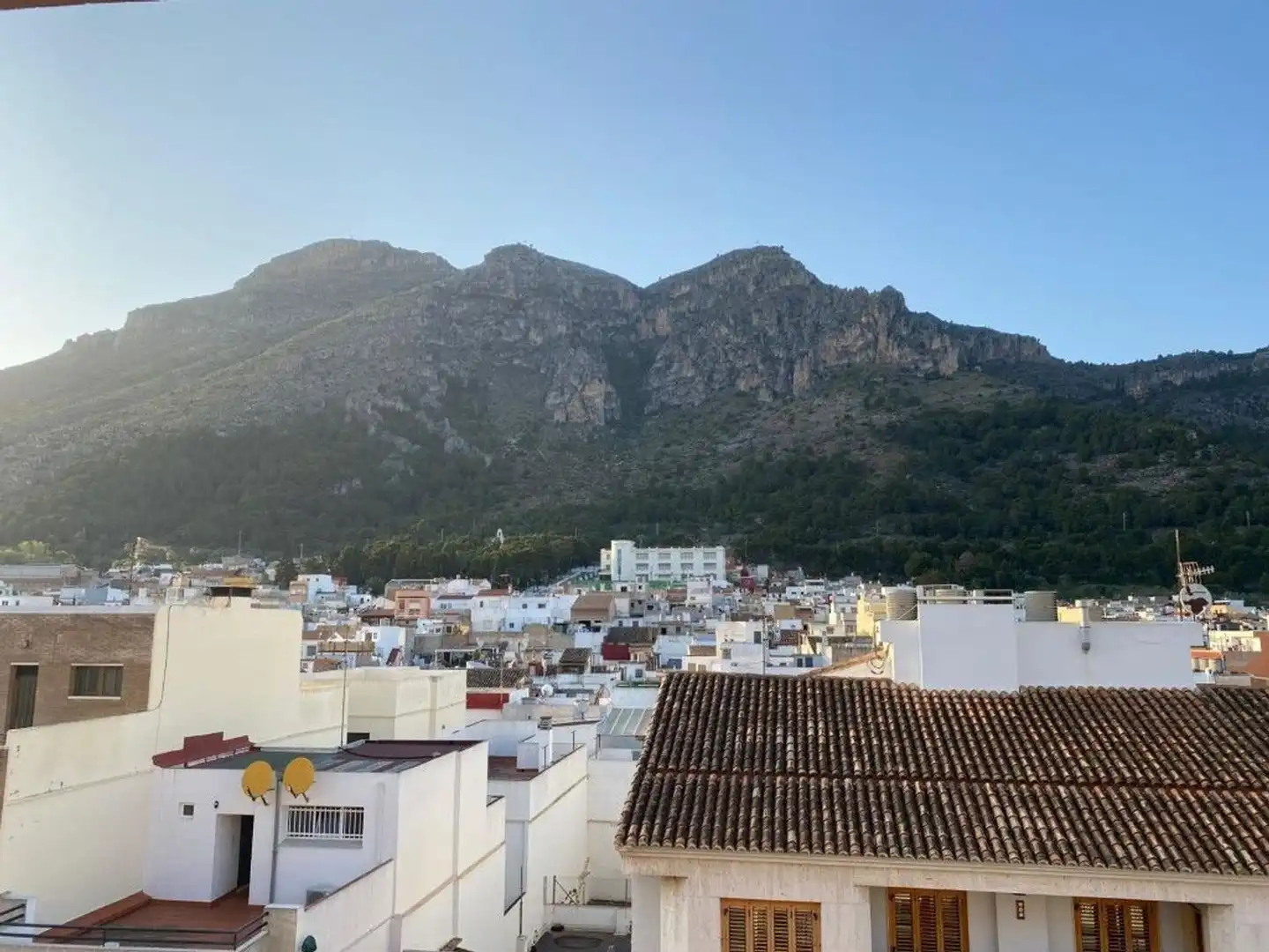 Vista exterior de Piso en venta en Tavernes de la Valldigna con Aire acondicionado