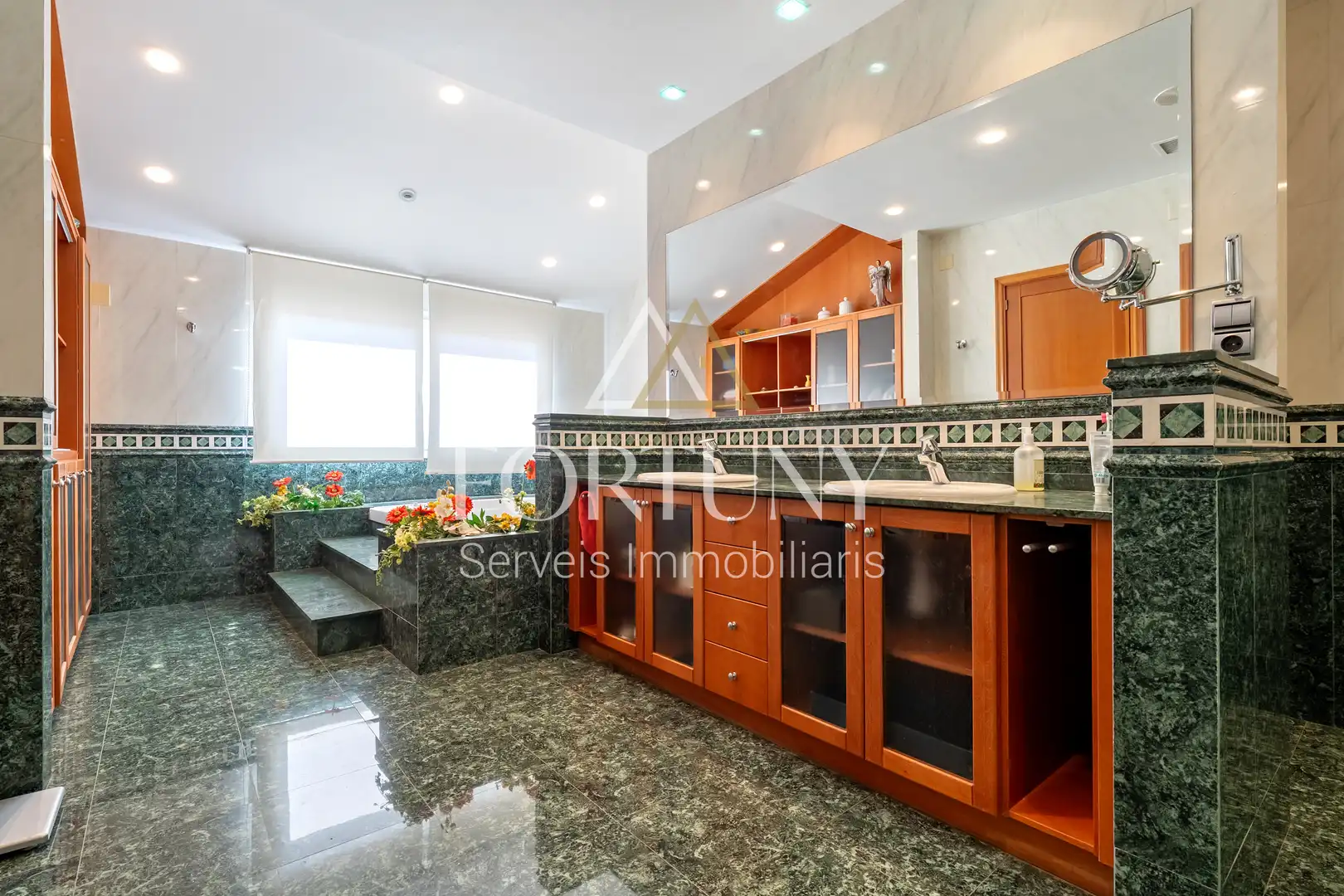 House with pool for sale in MONTBRIO DE, imagen 42