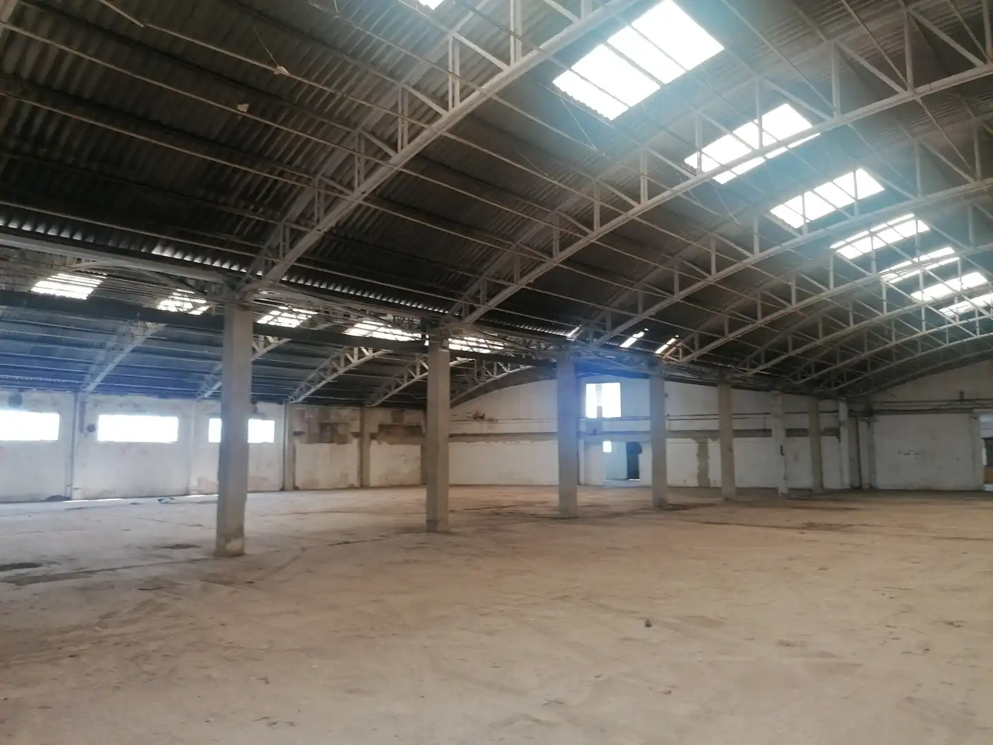 Industrial building to rent in Alcàsser, imagen 2