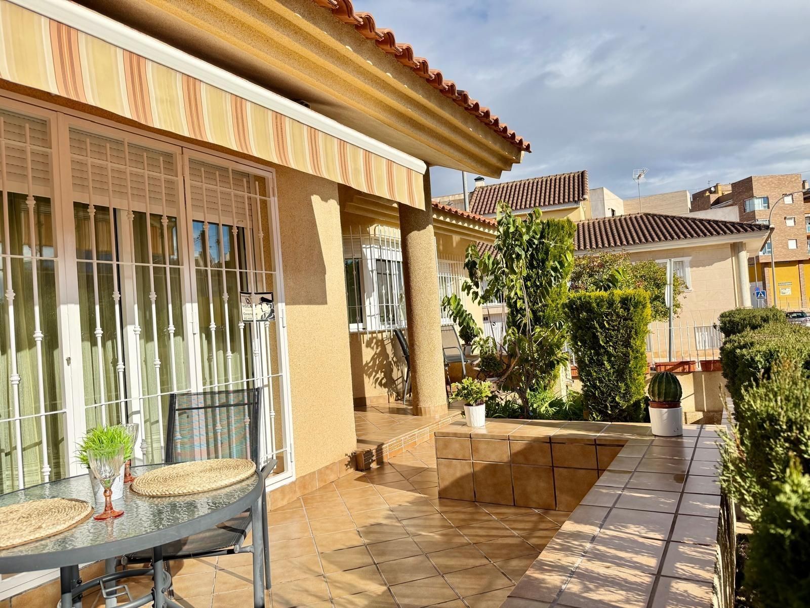 Terrassa de Casa o xalet en venda en Molina de Segura amb Aire condicionat, Calefacció i Jardí privat