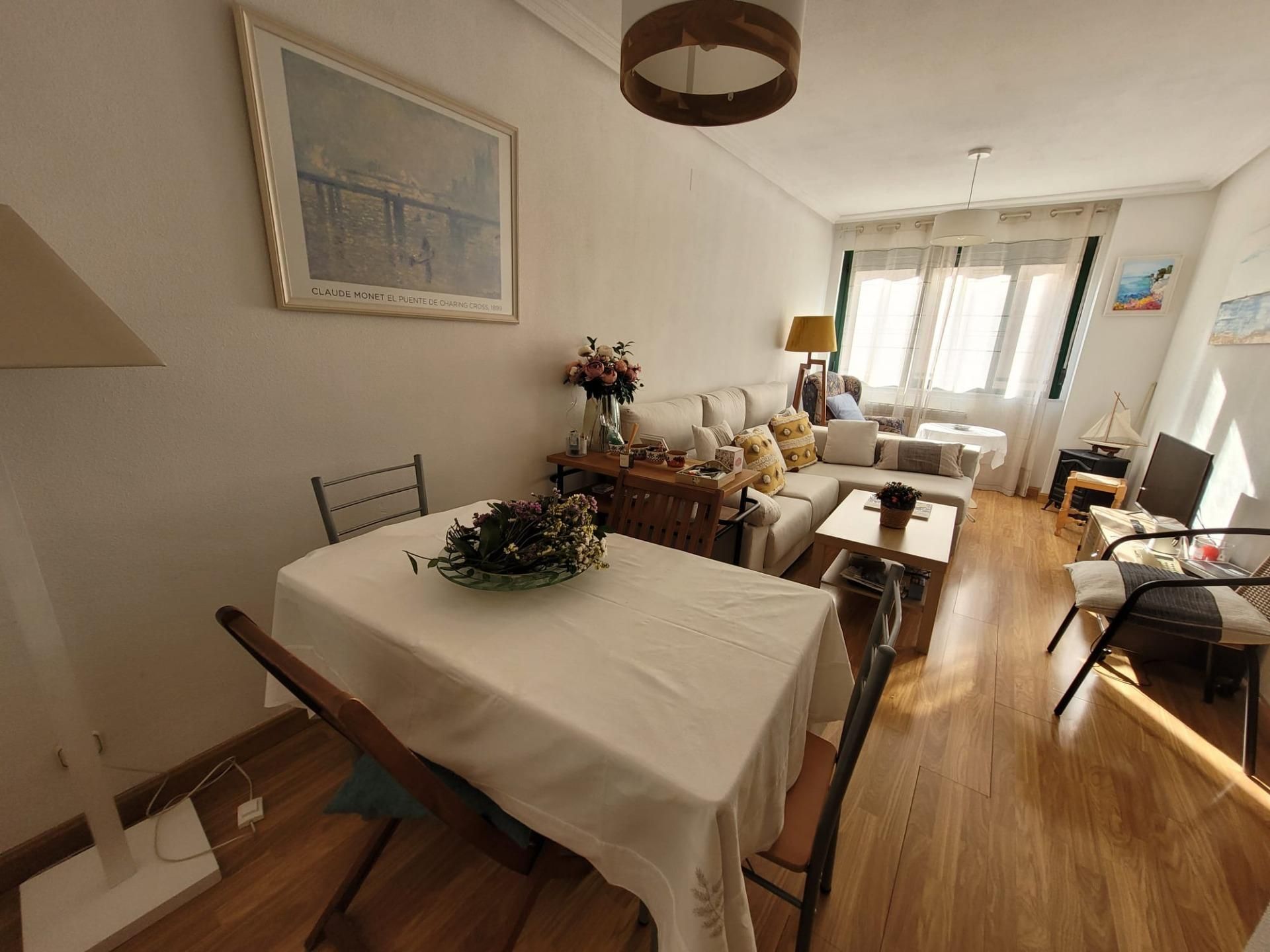 Sala d'estar de Pis en venda en Salamanca Capital amb Calefacció