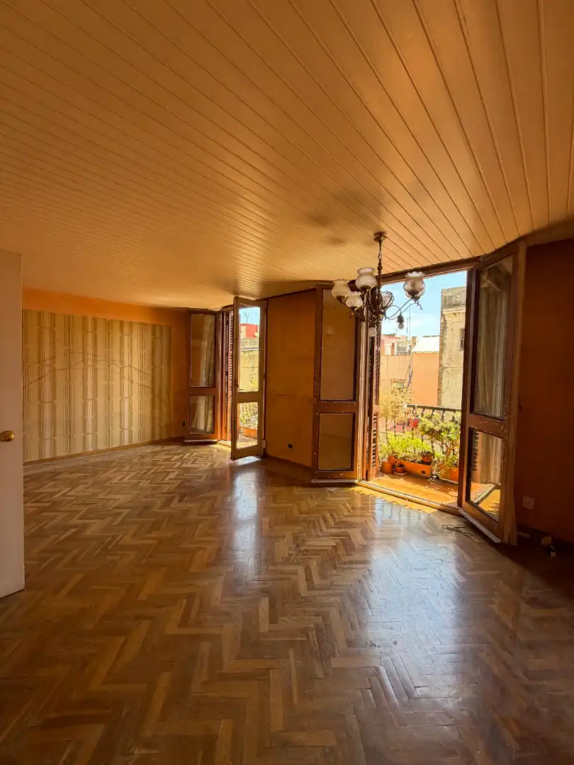 Living room of Flat for sale in Barcelona  with Oven and Balcony