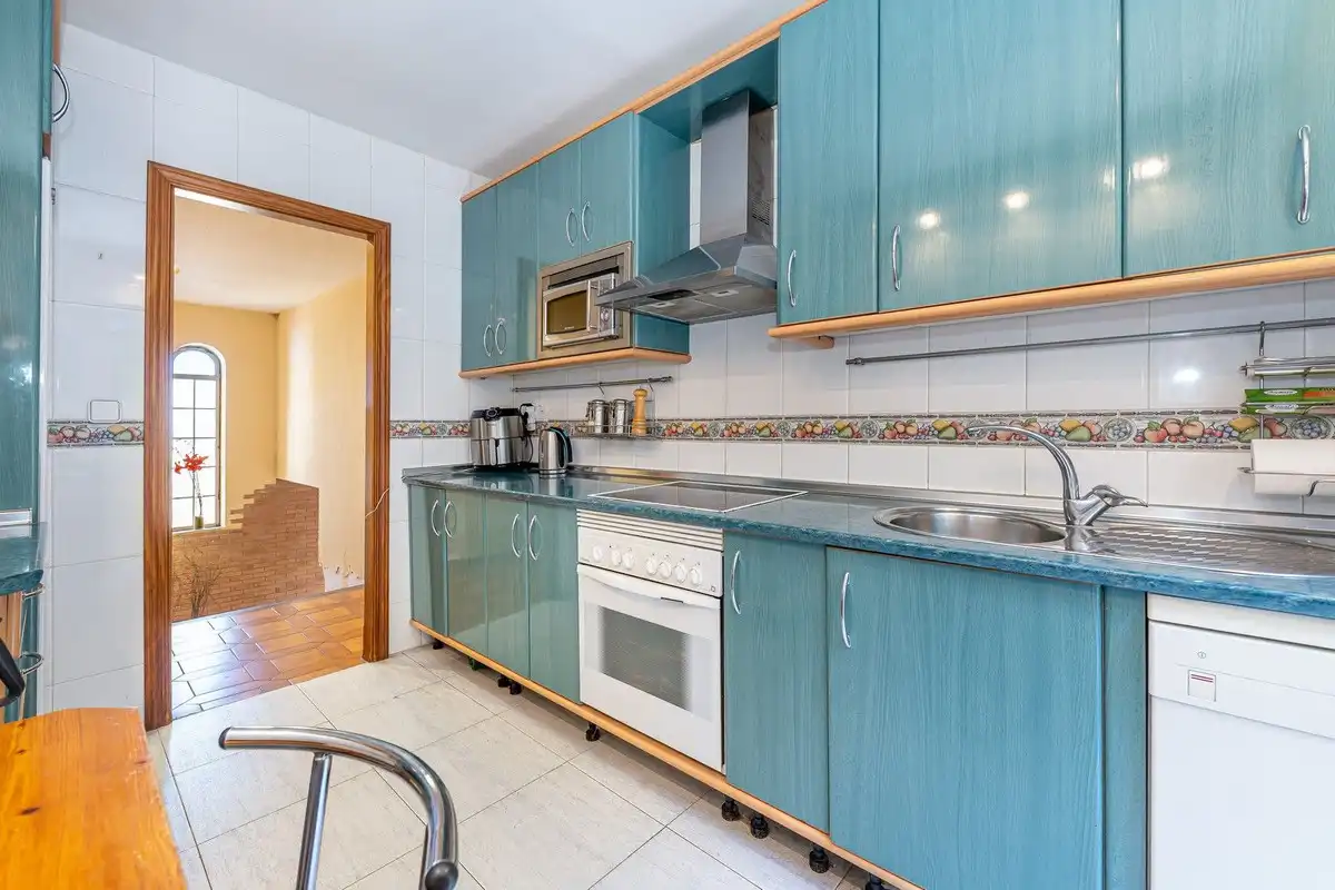 Kitchen of Houses for sale in Benalmádena  with Air Conditioner, Private garden and Terrace