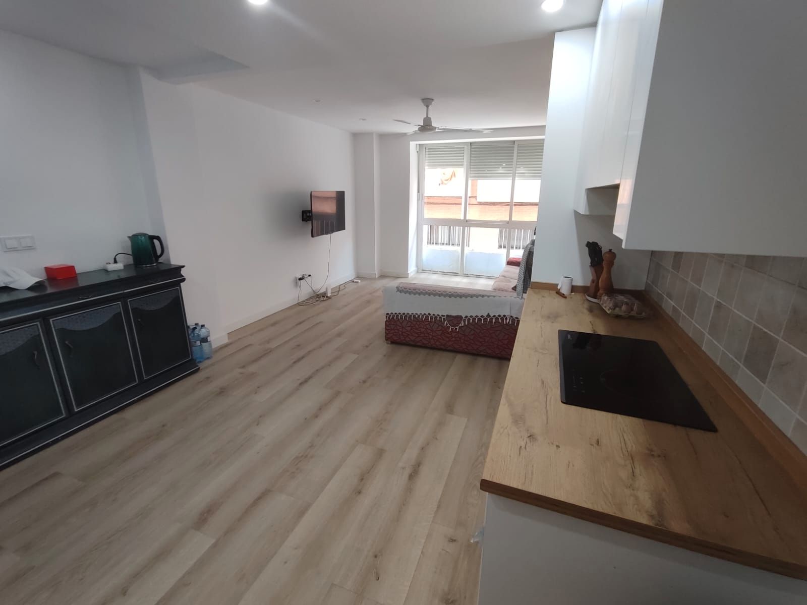 Sala d'estar de Pis en venda en Alicante / Alacant amb Moblat