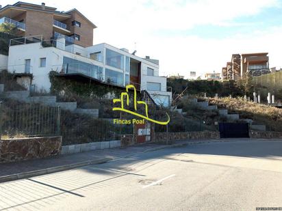 Vista exterior de Casa o xalet en venda en Sant Esteve Sesrovires amb Jardí privat, Terrassa i Traster