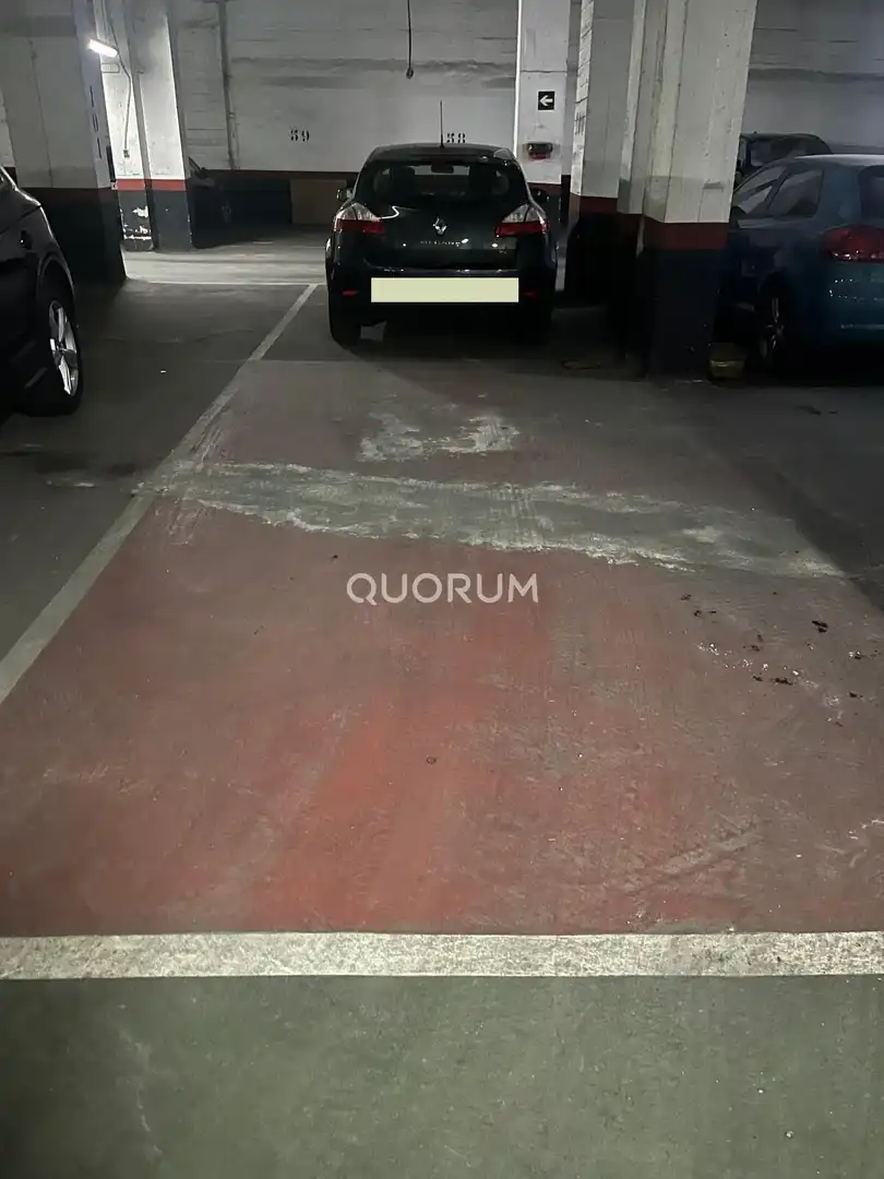 Einzelparkplatz zum Verkauf in Calle de Simón Bolívar, imagen 3