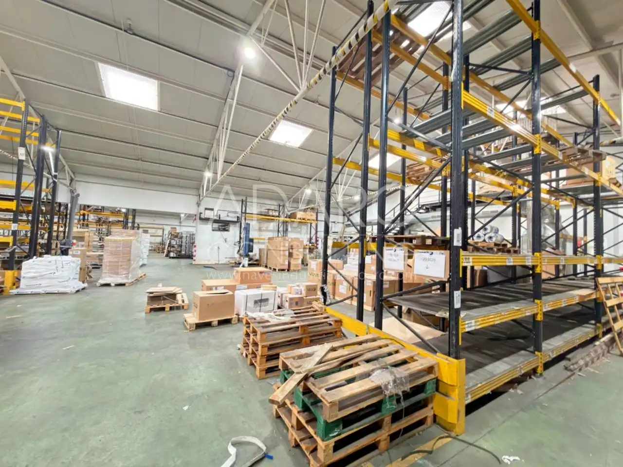 Nau industrial en venda en Torrejón de Ardoz
