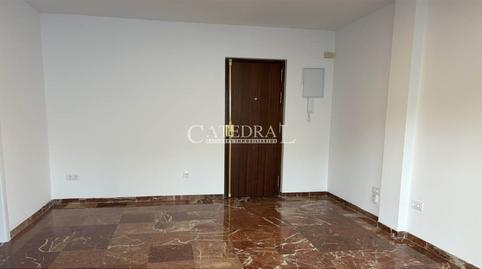 Photo 5 of Flat to rent in Avenida Borbolla, Parque María Luisa -Giralda Sur,  Sevilla Capital