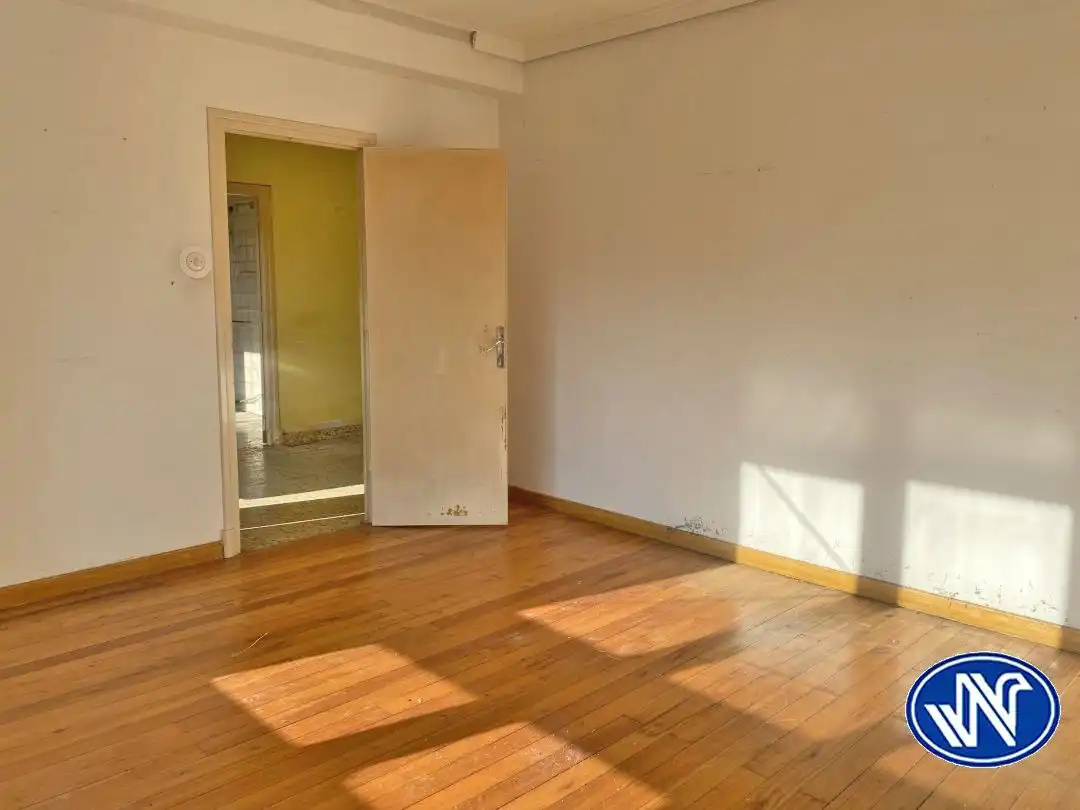 Dormitori de Casa o xalet en venda en Molledo