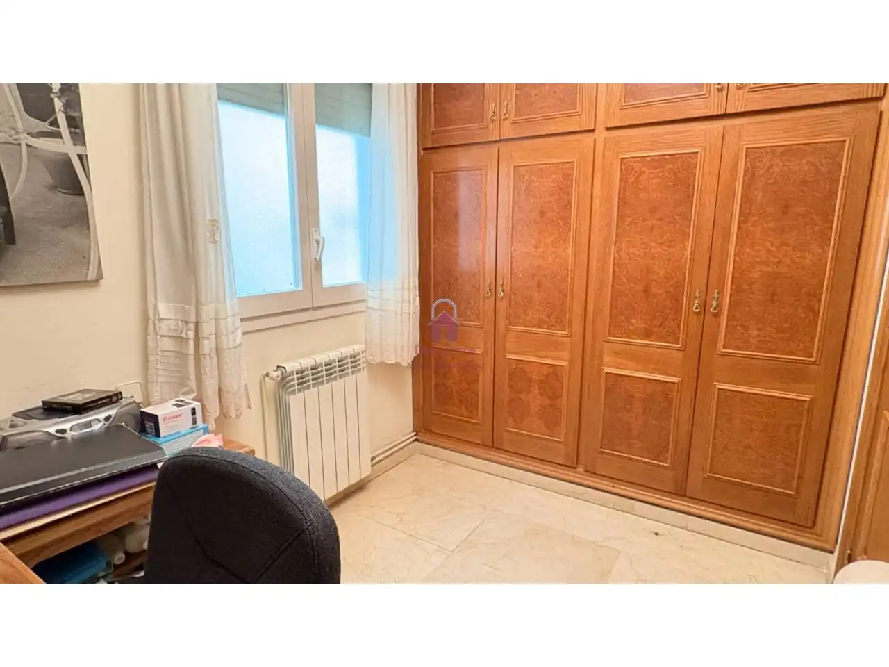 Schlafzimmer von Wohnung zum Verkauf in Terrassa mit Klimaanlage, Heizung und Balkon