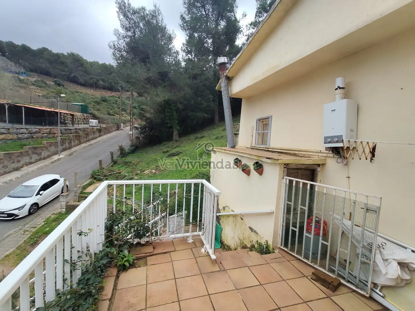 Vista exterior de Casa o xalet en venda en Vallirana amb Calefacció, Jardí privat i Terrassa