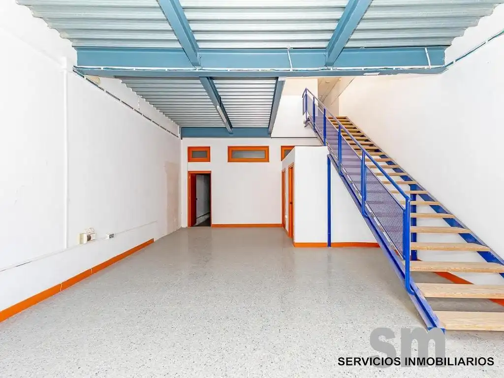 Oficina en venda a Alcalá del Río