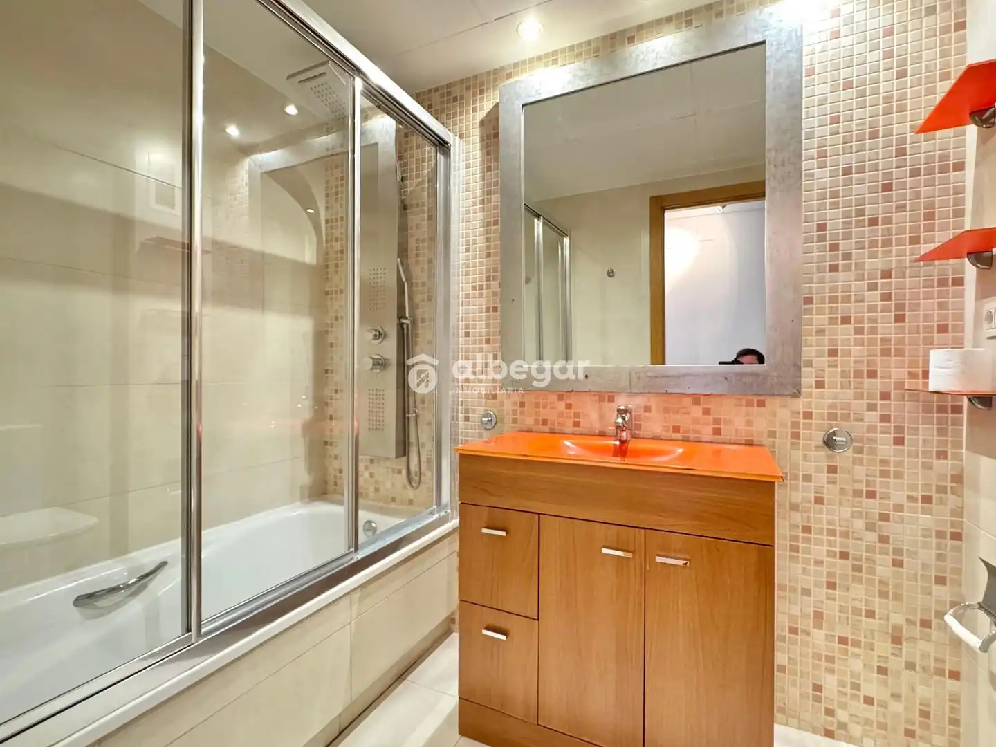 Bathroom of Duplexes for sale in Alboraya  with Air Conditioner, Heating and Parquet flooring