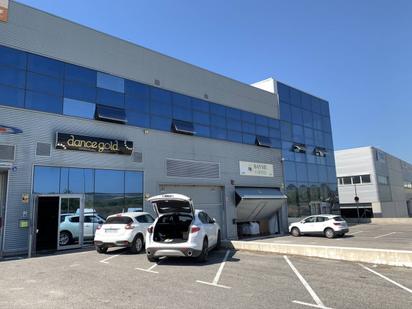 Exterior view of Industrial buildings for sale in Vilanova i la Geltrú