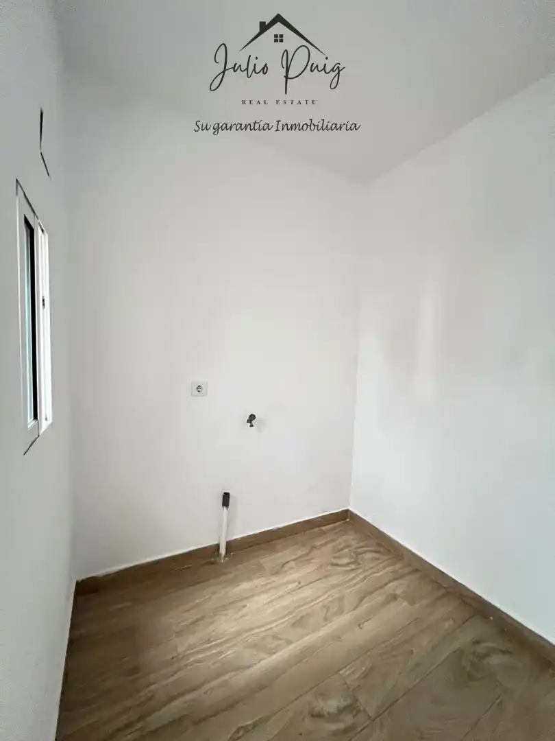 Habitación de Piso en venta en Coria del Río, Sevilla