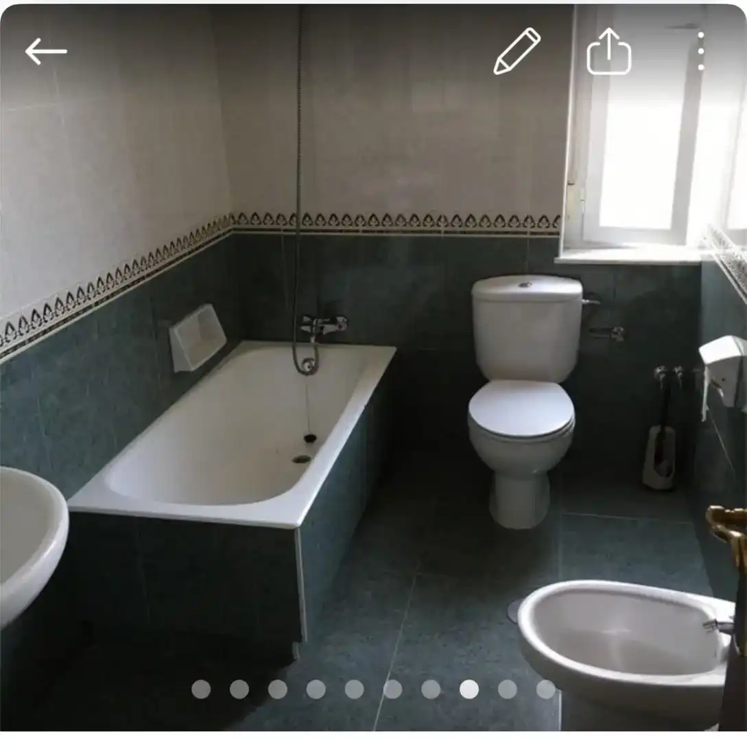Bathroom of Flat for sale in Palacios de la Valduerna  with Private garden and Storage room