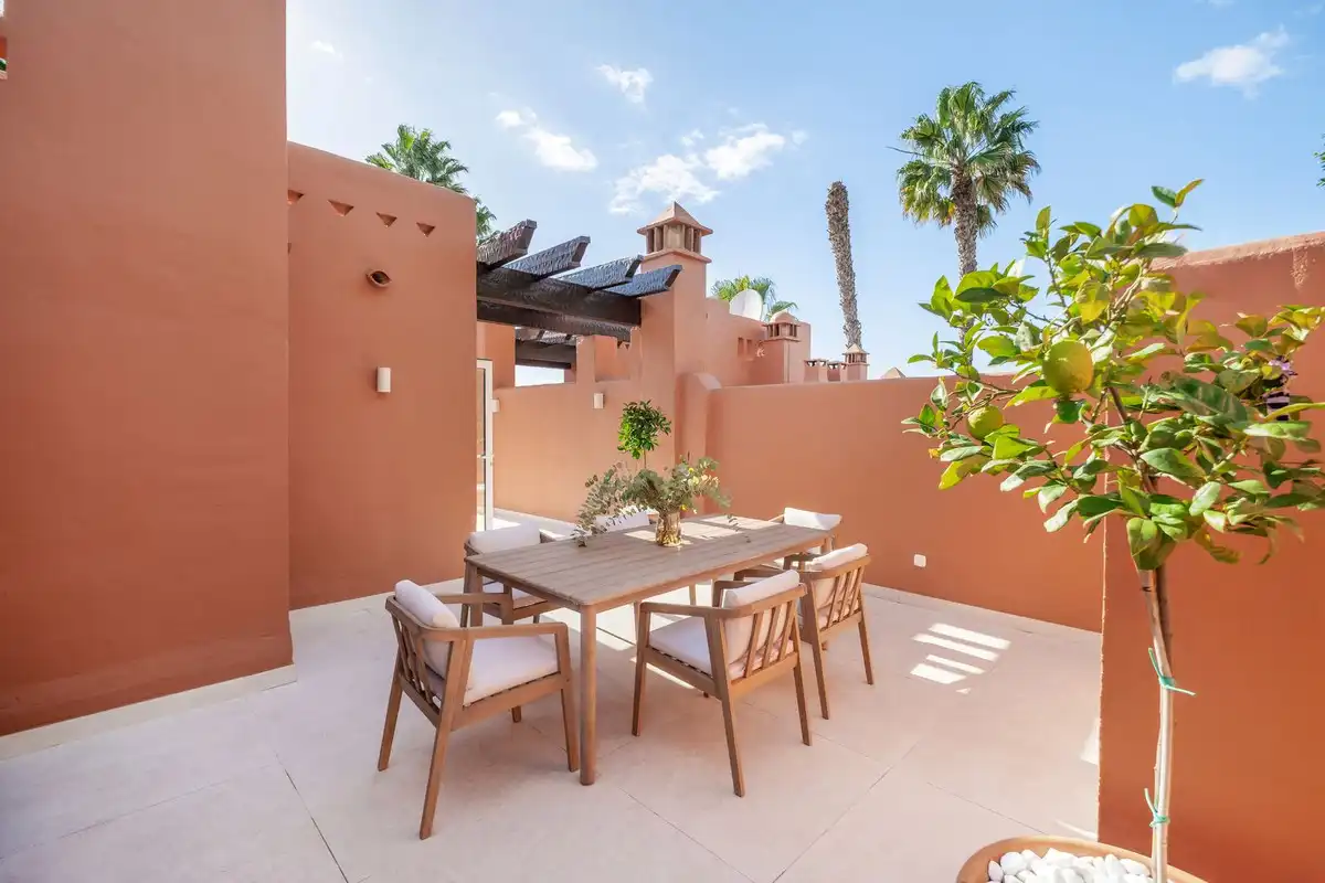 Terrassa de Casa o xalet de lloguer en Marbella amb Aire condicionat, Jardí privat i Piscina