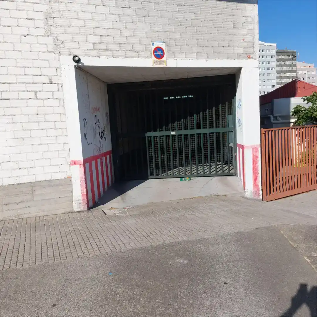 Parkplatz von Garage zum Verkauf in A Coruña Capital 