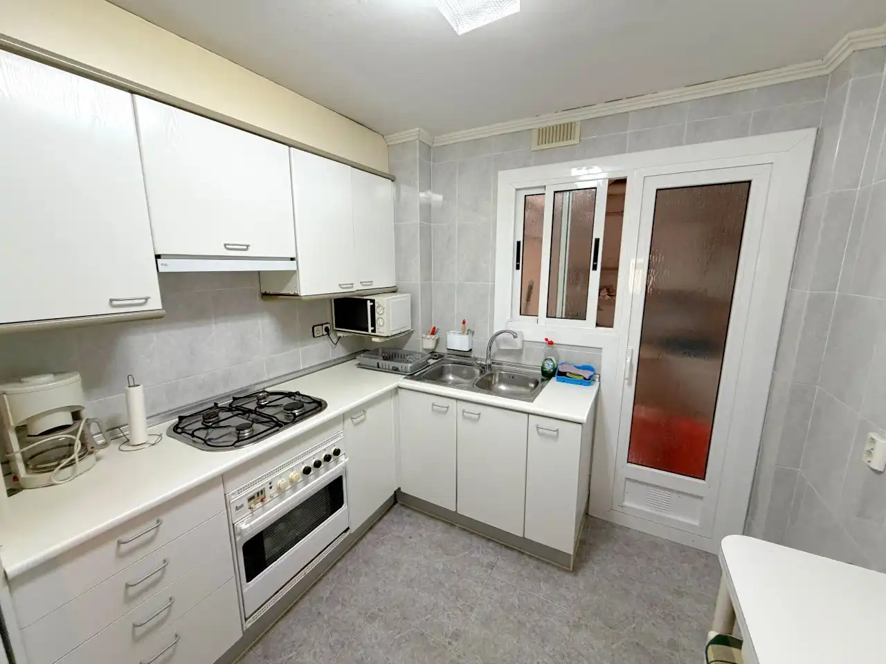 Cocina de Piso en venta en El Prat de Llobregat con Horno