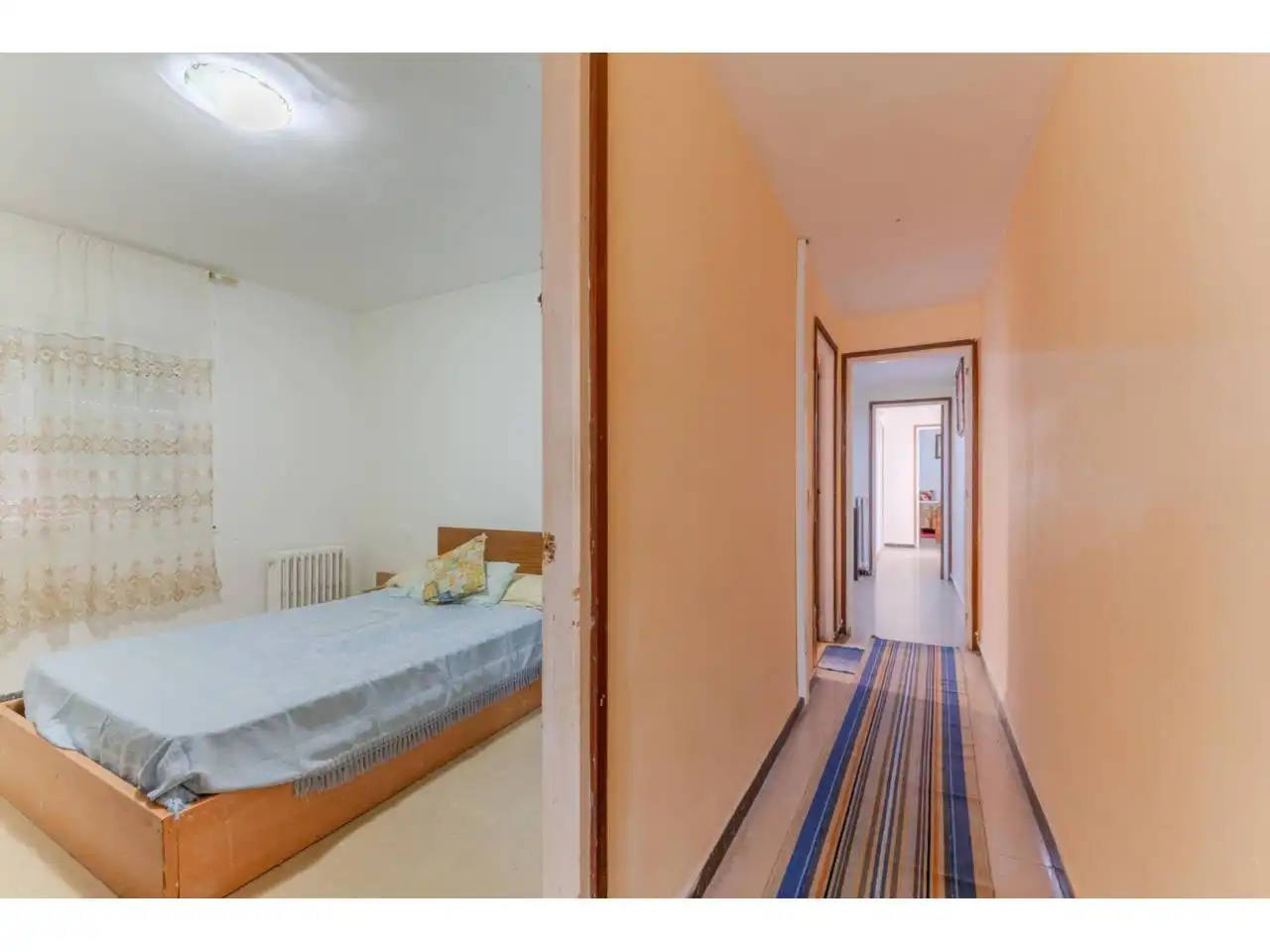 Piso en venta en Salt con Calefacción y Balcón