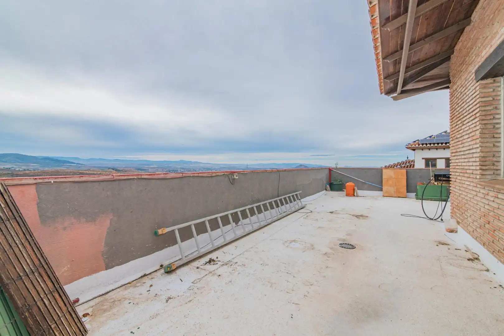 Terrassa de Casa o xalet en venda en La Zubia amb Calefacció, Jardí privat i Terrassa