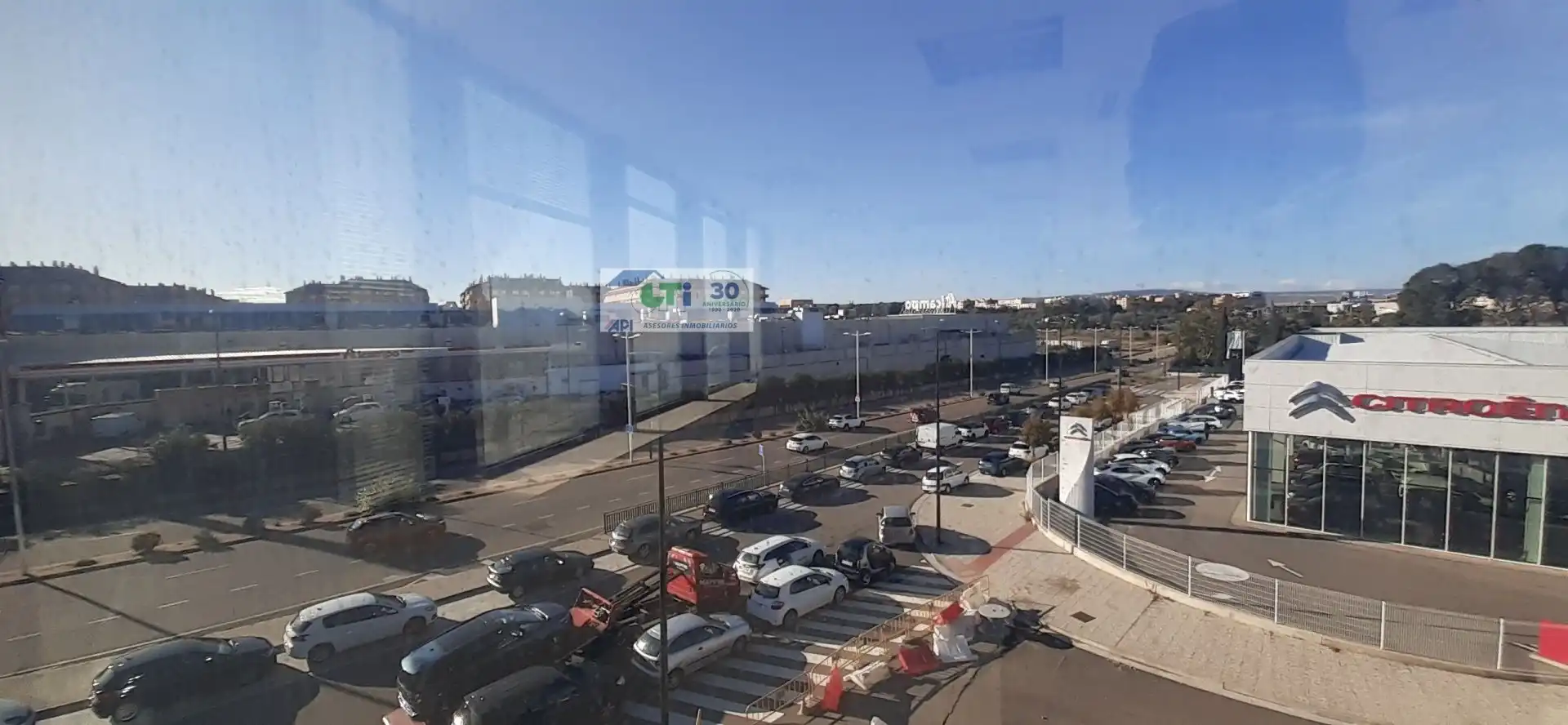 Aparcament de Oficina de lloguer en Zaragoza