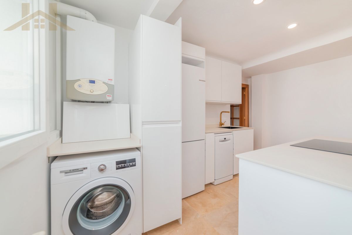 Cocina de Piso en venta en Pozuelo de Alarcón con Calefacción, Trastero y Amueblado