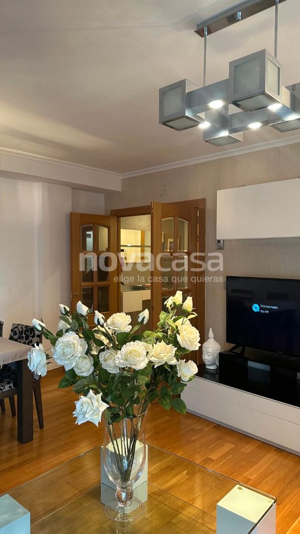 Living room of Apartment for sale in  Albacete Capital  with Air Conditioner, Heating and Parquet flooring