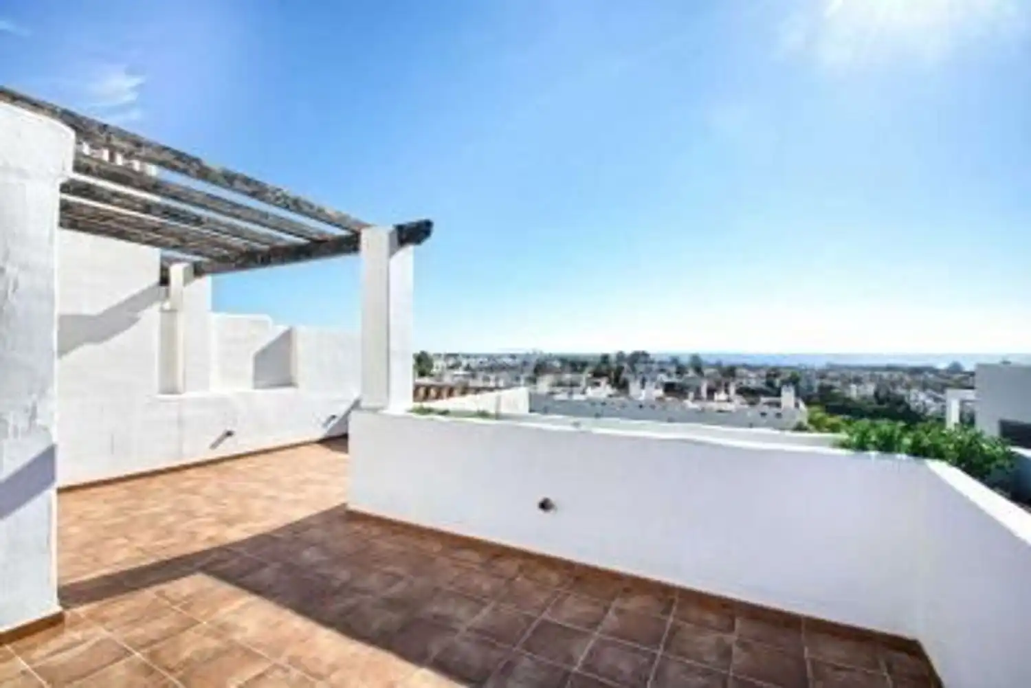 Penthouse mit Pool zum Verkauf in Estepona Pueblo