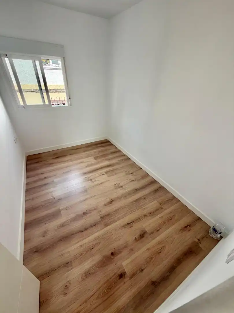 Schlafzimmer von Wohnung zum Verkauf in Jaén mit Balkon