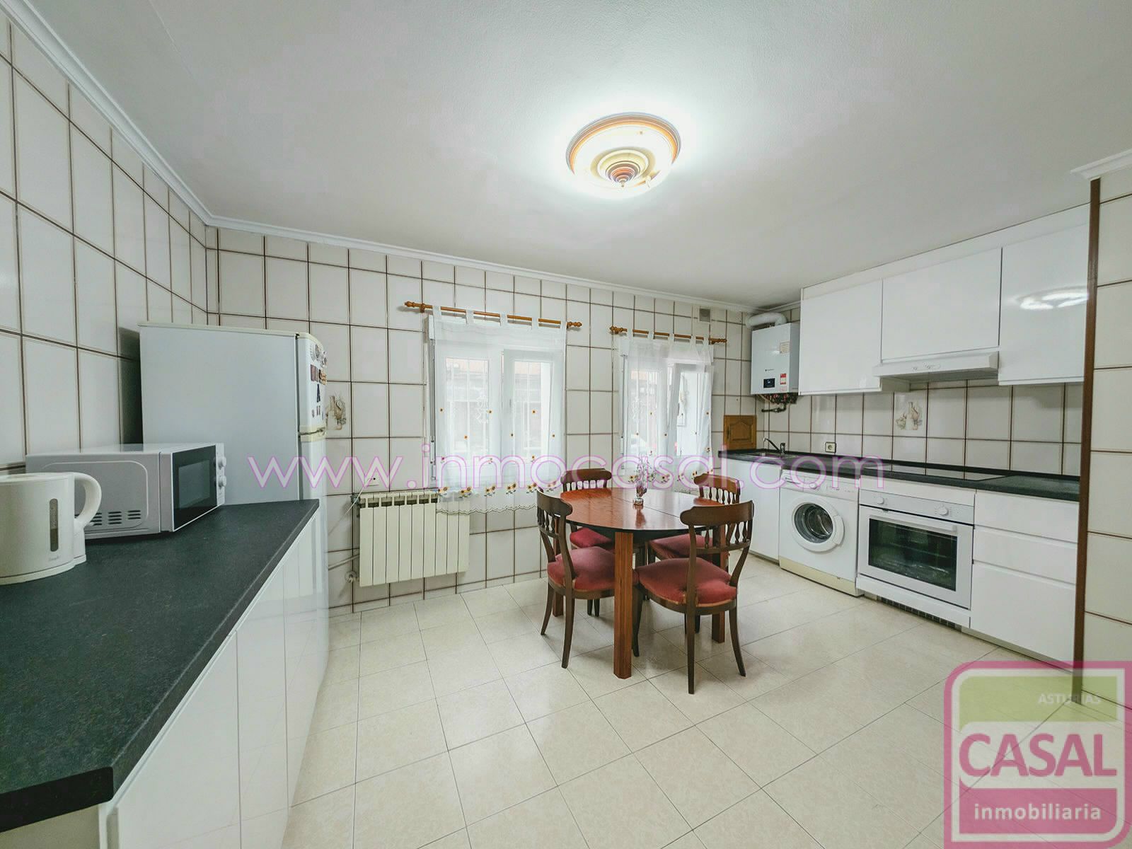 Piso en venta en BARRIO EL TOCOTE, Santa Marina - Polígono