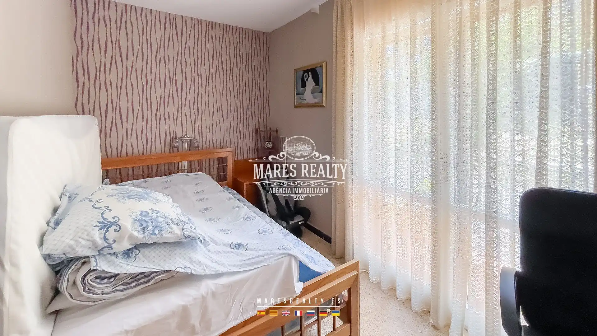 Schlafzimmer von Haus oder Chalet zum Verkauf in Lloret de Mar mit Klimaanlage, Heizung und Privatgarten