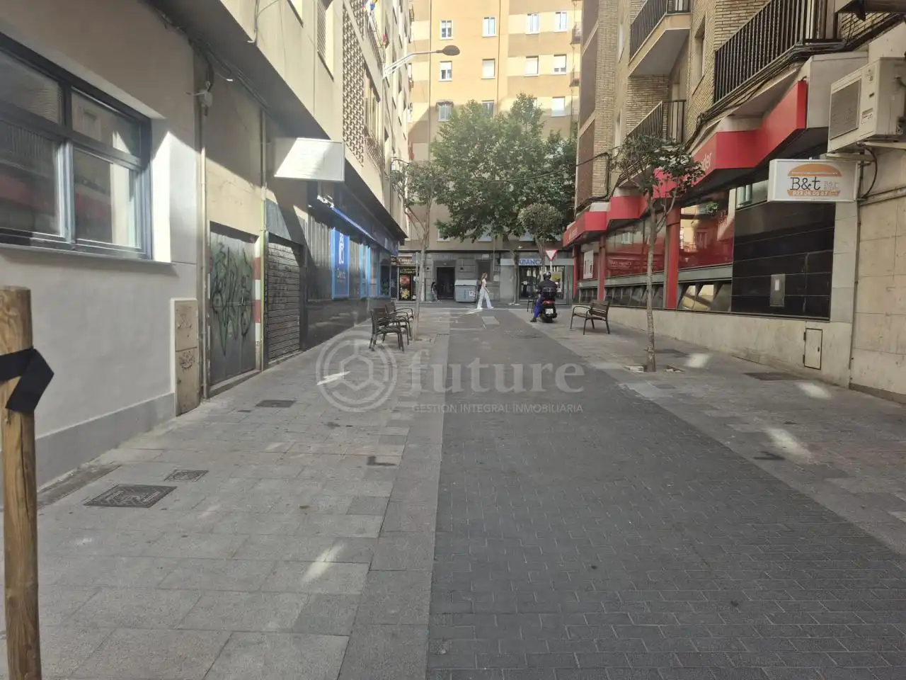 Vista exterior de Estudi en venda en Salamanca amb Aire condicionat, Calefacció i Moblat