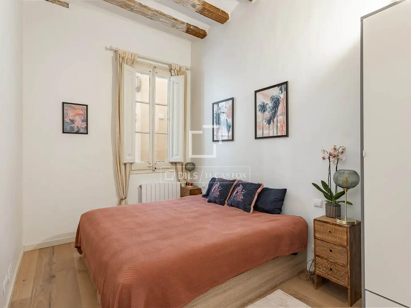 Habitación de Piso en venta en Barcelona con Aire acondicionado y Balcón
