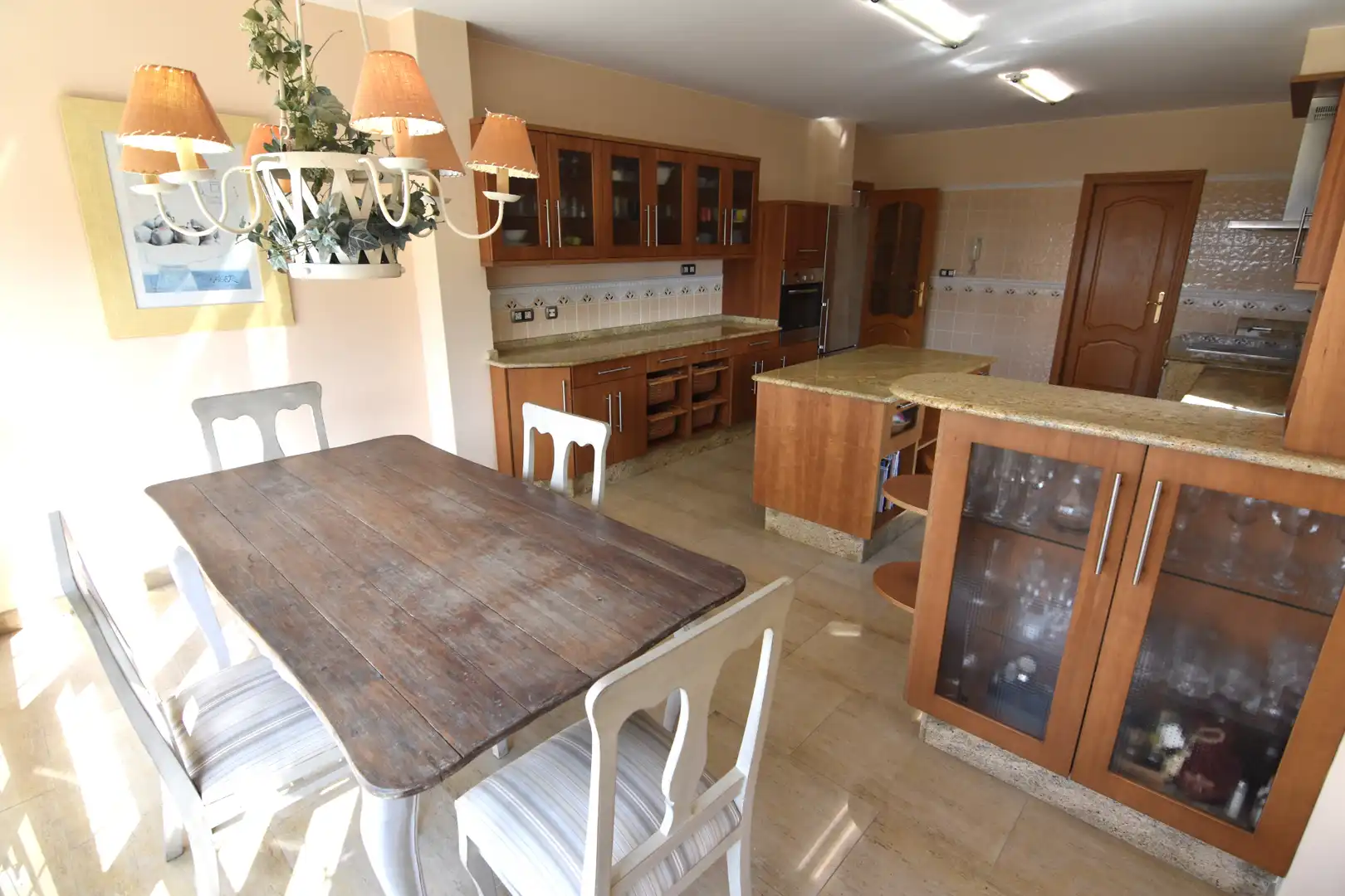 Cocina de Casa o chalet en venta en Bergondo con Calefacción, Jardín privado y Parquet