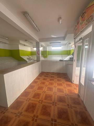 Local comercial en Alquiler en Bulevar - Plaza Castilla