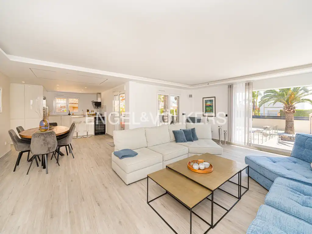 Casa con piscina en venta en Pueblo - Urbanizaciones, imagen 14