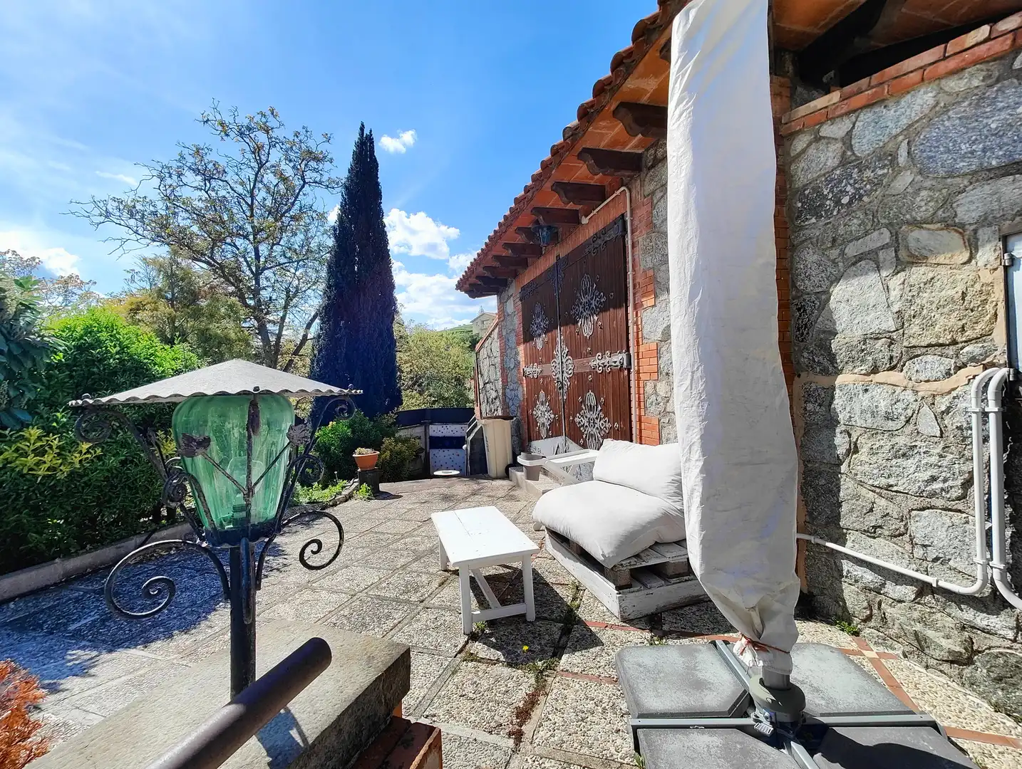 Jardí de Casa o xalet en venda en Sant Joan de les Abadesses amb Calefacció, Jardí privat i Terrassa