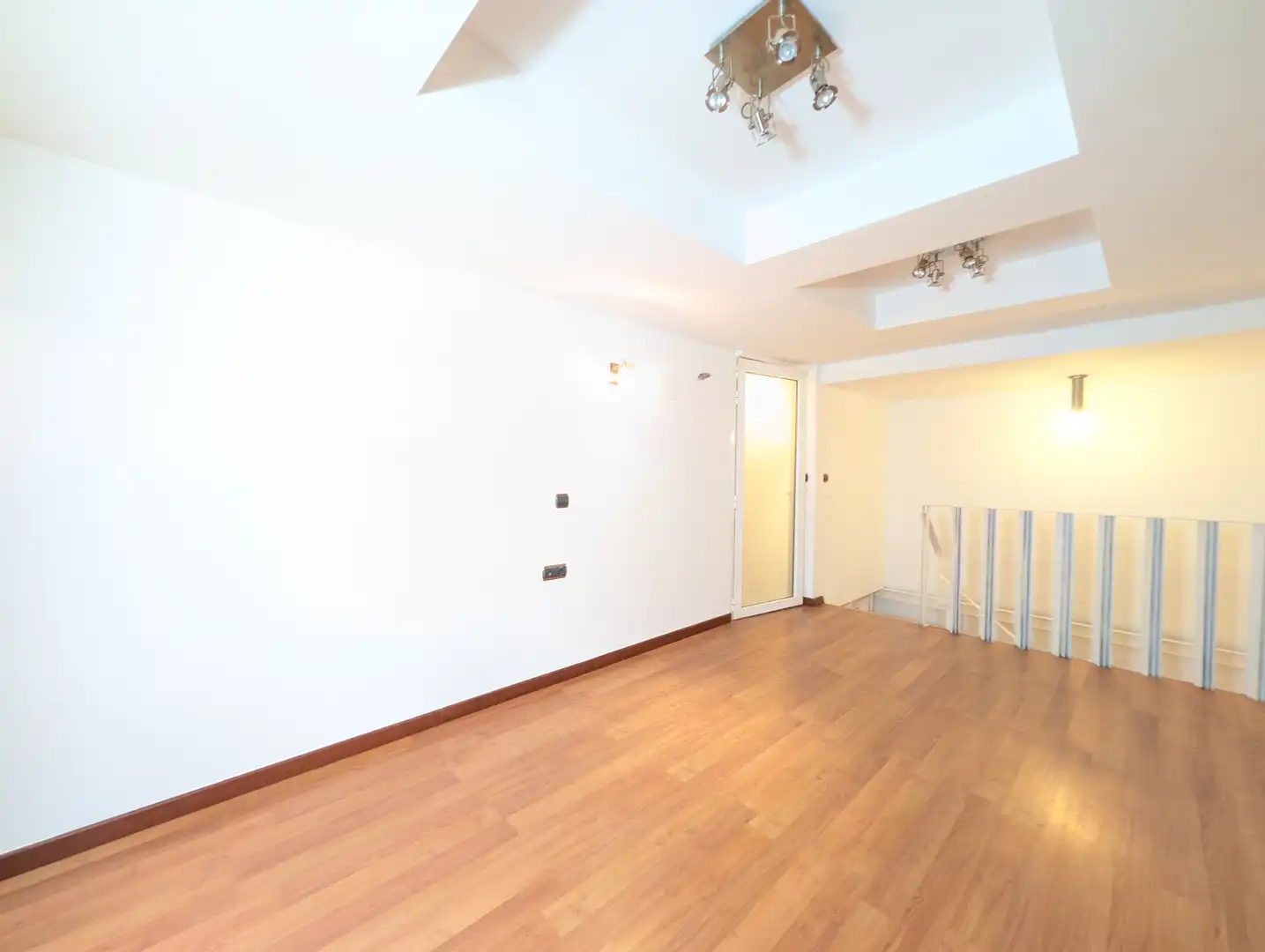 Local en venta en Zaragoza con Aire acondicionado