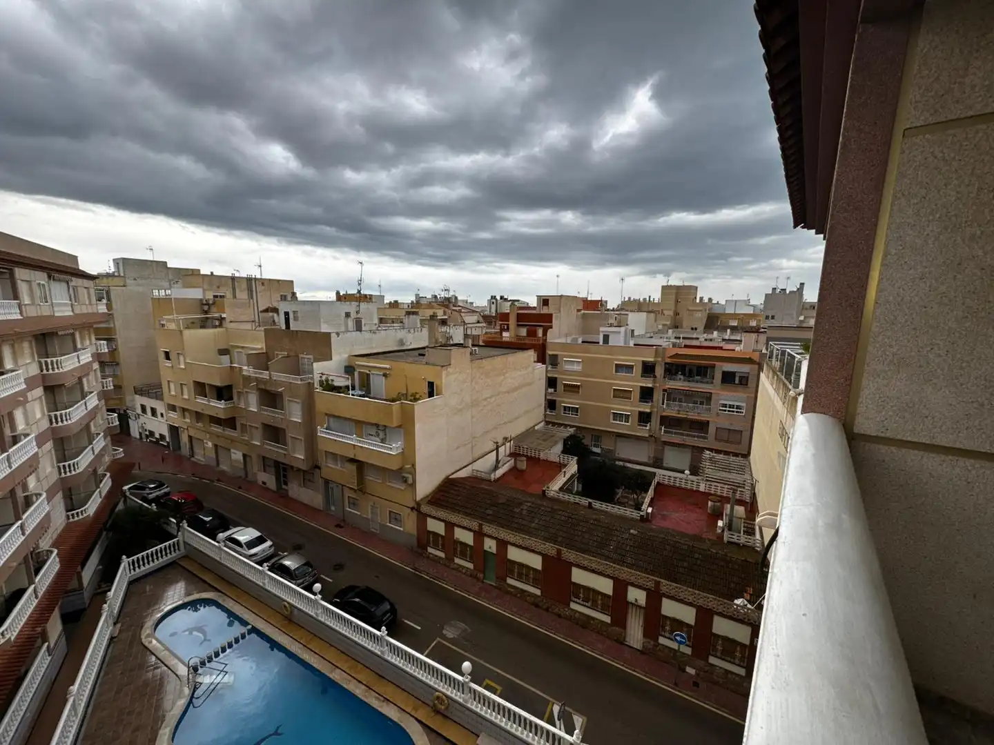 Außenansicht von Dachboden zum Verkauf in Torrevieja mit Klimaanlage, Terrasse und Möbliert