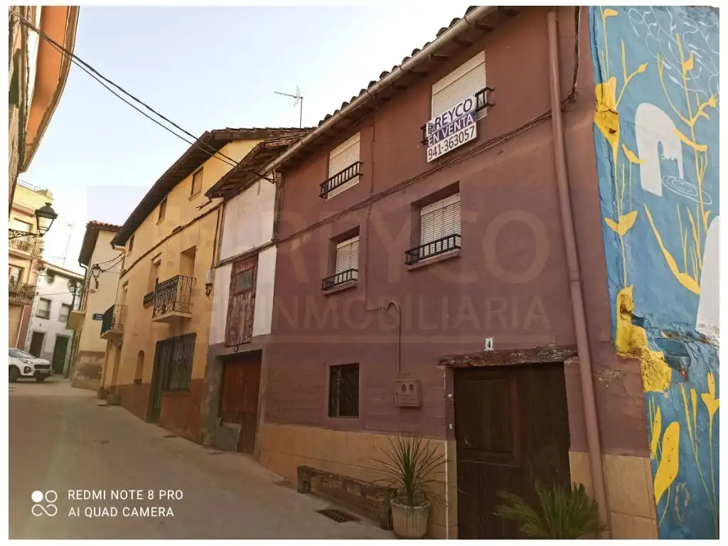 Vista exterior de Casa o xalet en venda en Camprovín amb Balcó