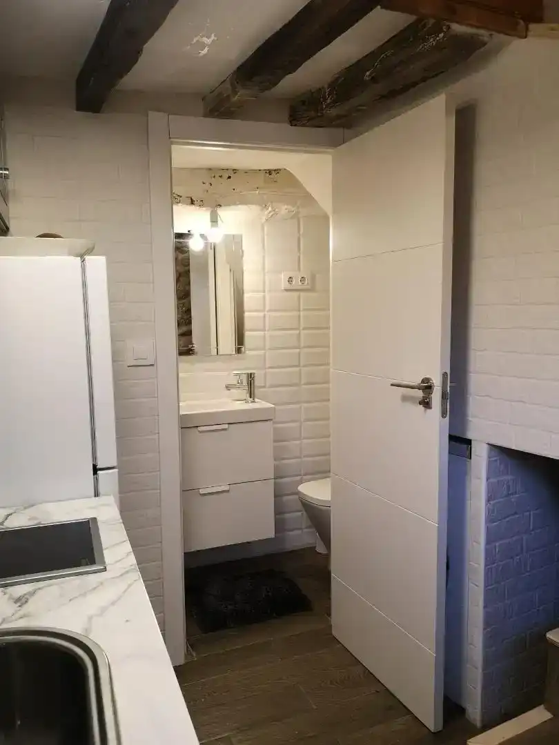 Baño de Casa adosada en venta en Candelario con Lavadora, Microondas y Balcón