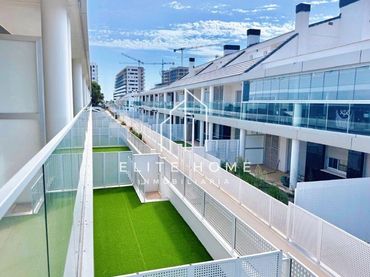 Wohnung mit Pool zum Verkauf in Calle Cabanes