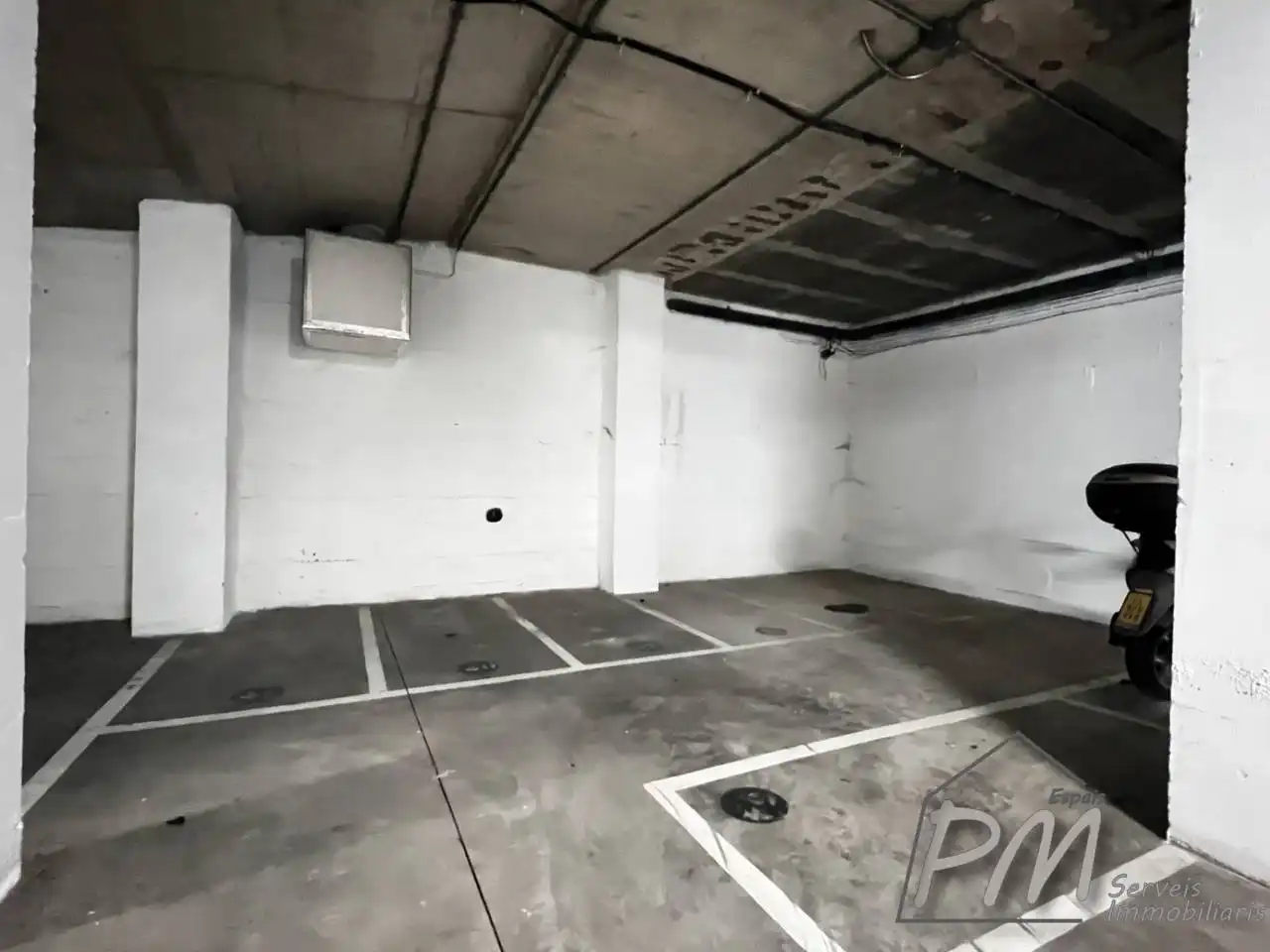 Parking of Garage for rent in Girona