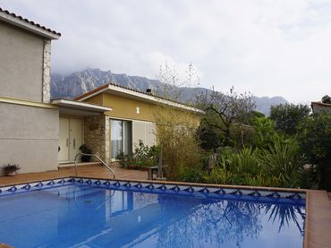Villa con piscina in vendita a Collbató