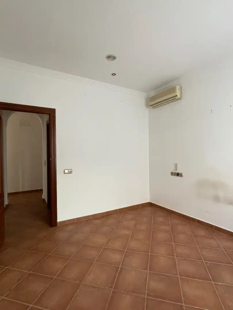 Piso con ascensor en venta en Avenida Matías Sáenz de Tejada Nº 4, imagen 6