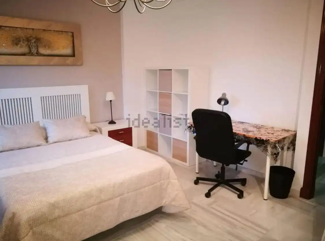 Habitación de Dúplex en venta en Cártama con Aire acondicionado