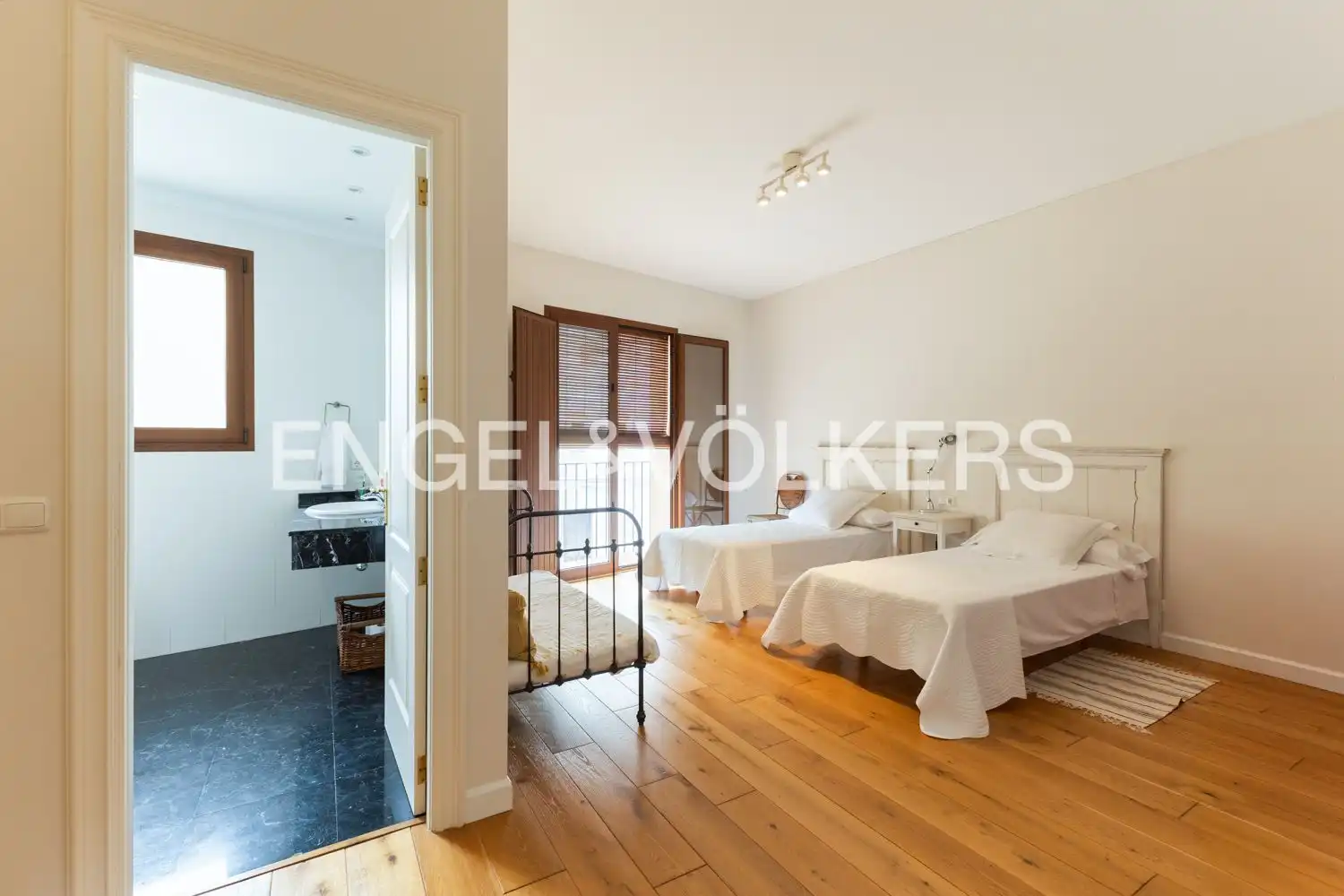 Bedroom of Houses for sale in Faura  with Air Conditioner, Heating and Private garden
