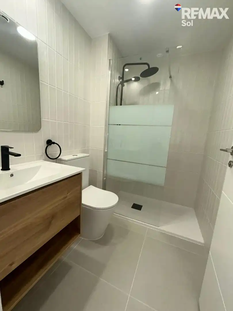 Bathroom of Study for rent in San Sebastián de los Reyes  with Air Conditioner and Community pool