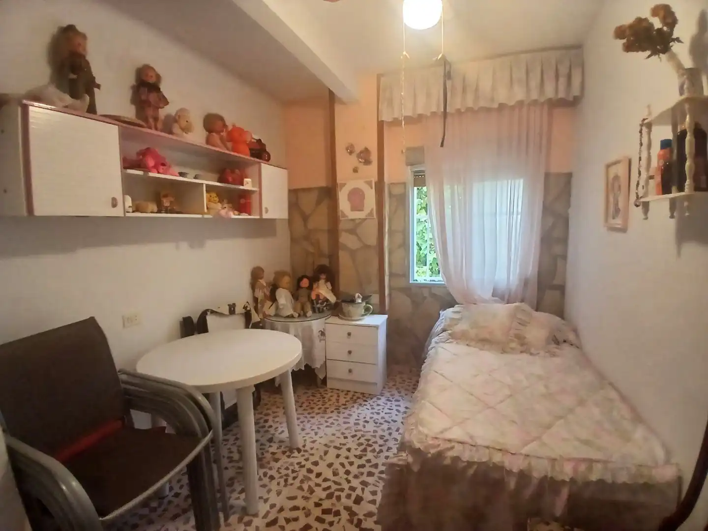 Dormitori de Casa o xalet en venda en Jaén amb Aire condicionat, Traster i Piscina